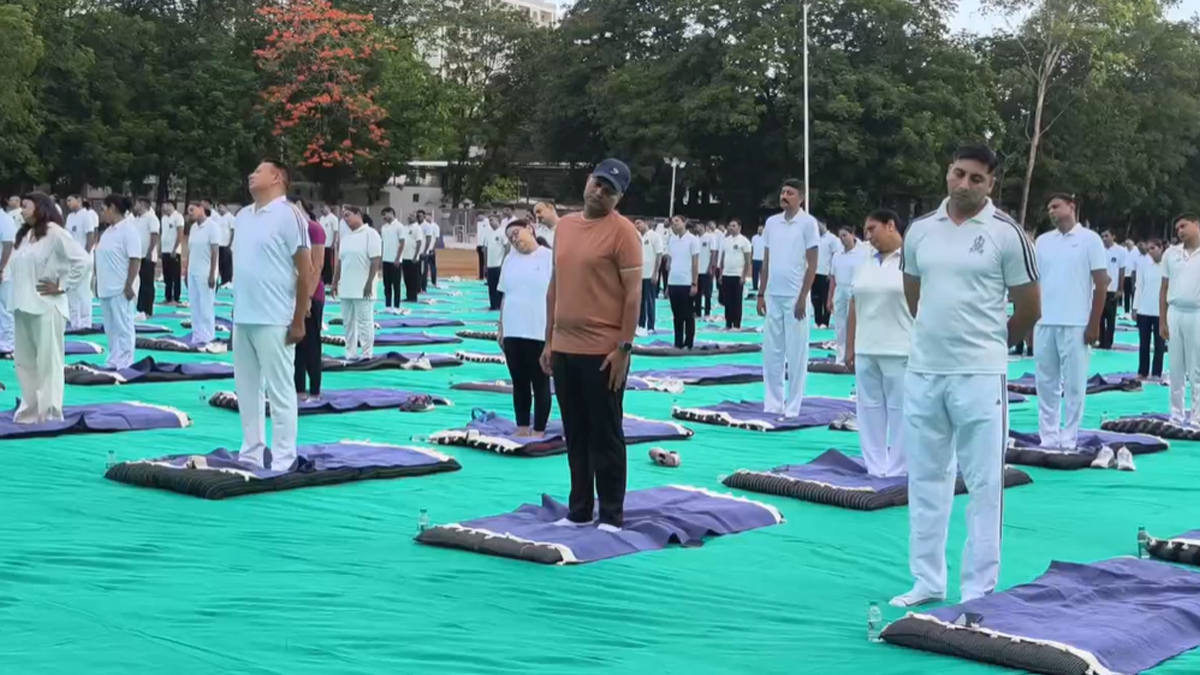 surat-polic-yoga-2-21-june-26