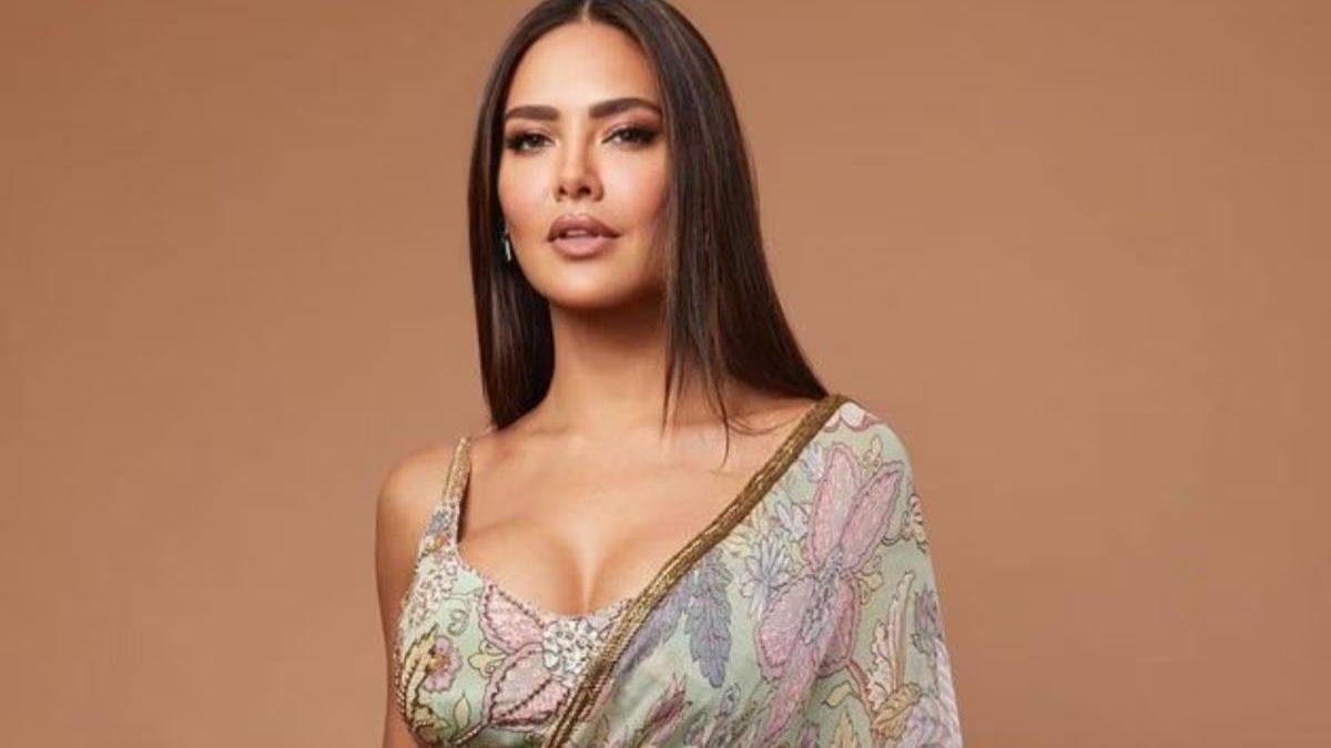 Esha (4)