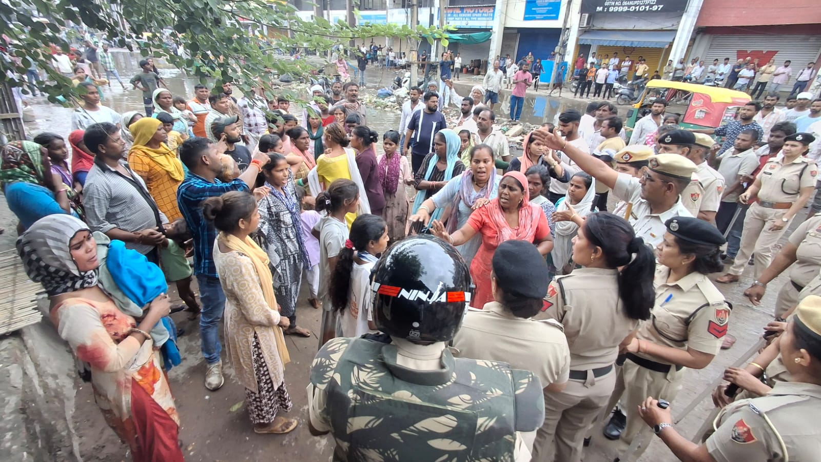 WhatsApp Image 2025-10-08 at 1.25.28 PM (1)