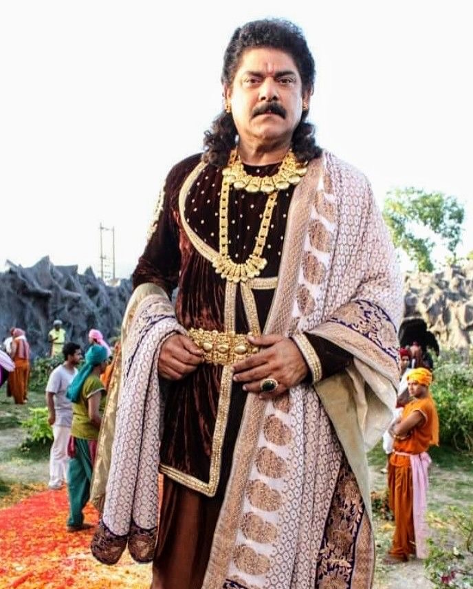 instantbollywood_1760515955_3743801637321095594_181436401