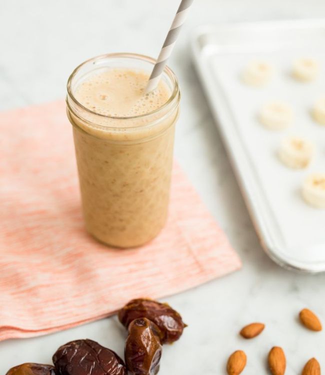 Almond Dates Milkshake