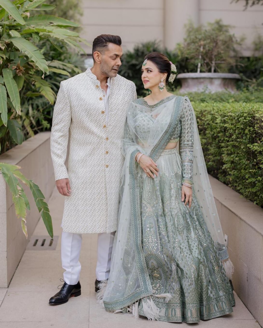 iambobbydeol_1740486795_3575784864991585548_4511118681