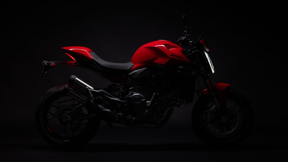 2026 Ducati Monster (3)