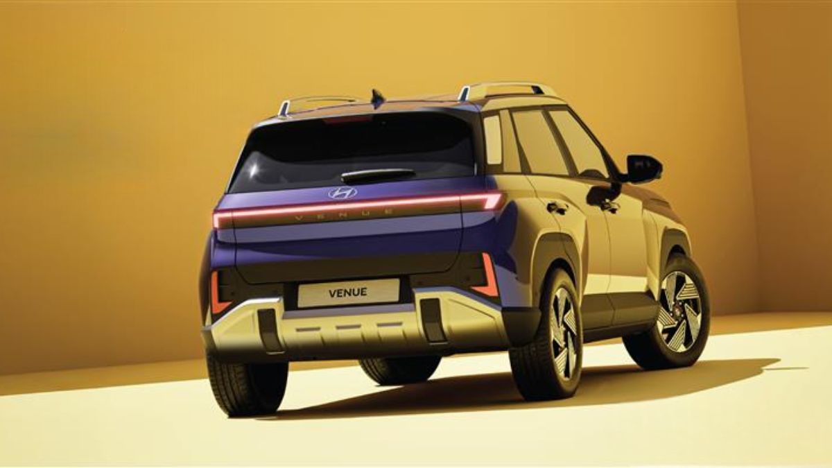 2026 Hyundai Venue (2)