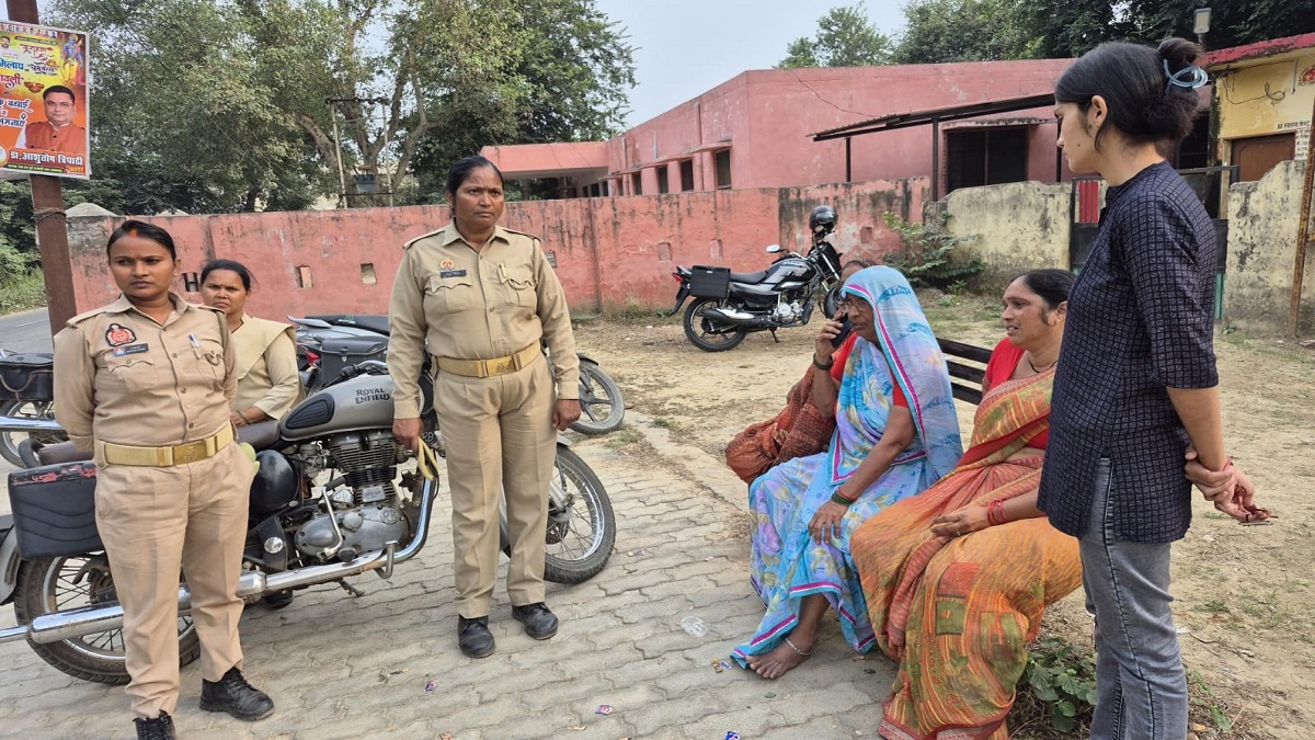 pratapgarh road accident