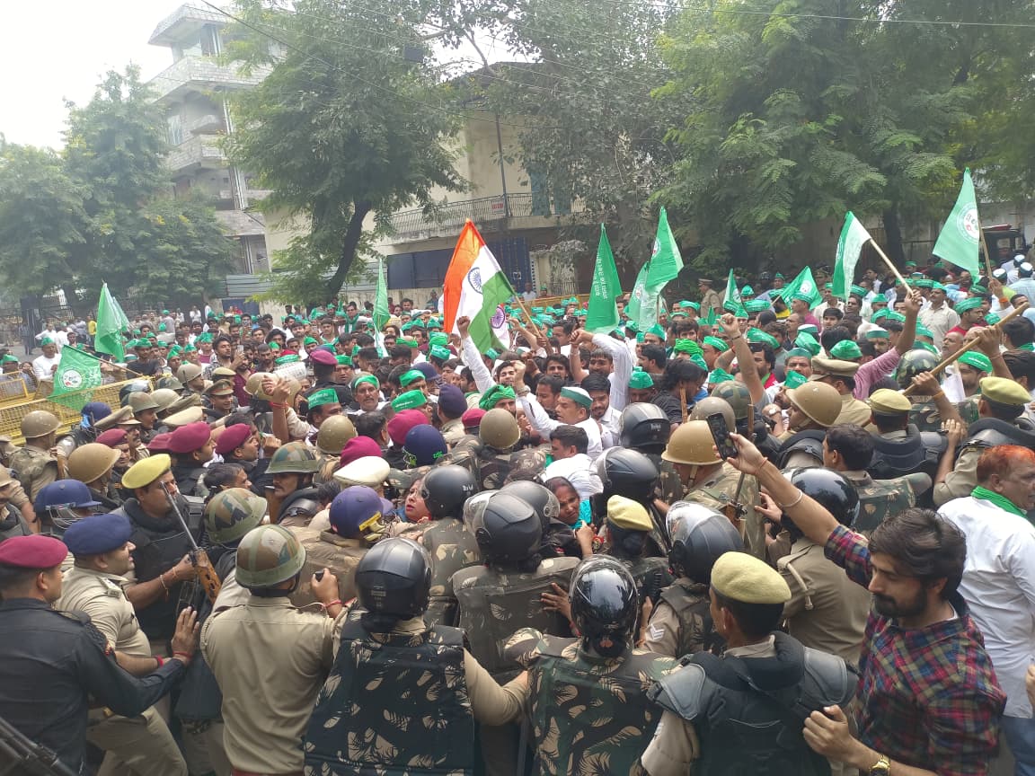 WhatsApp Image 2025-10-29 at 13.27.04