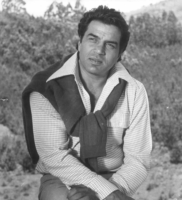Dharmendra debut movie