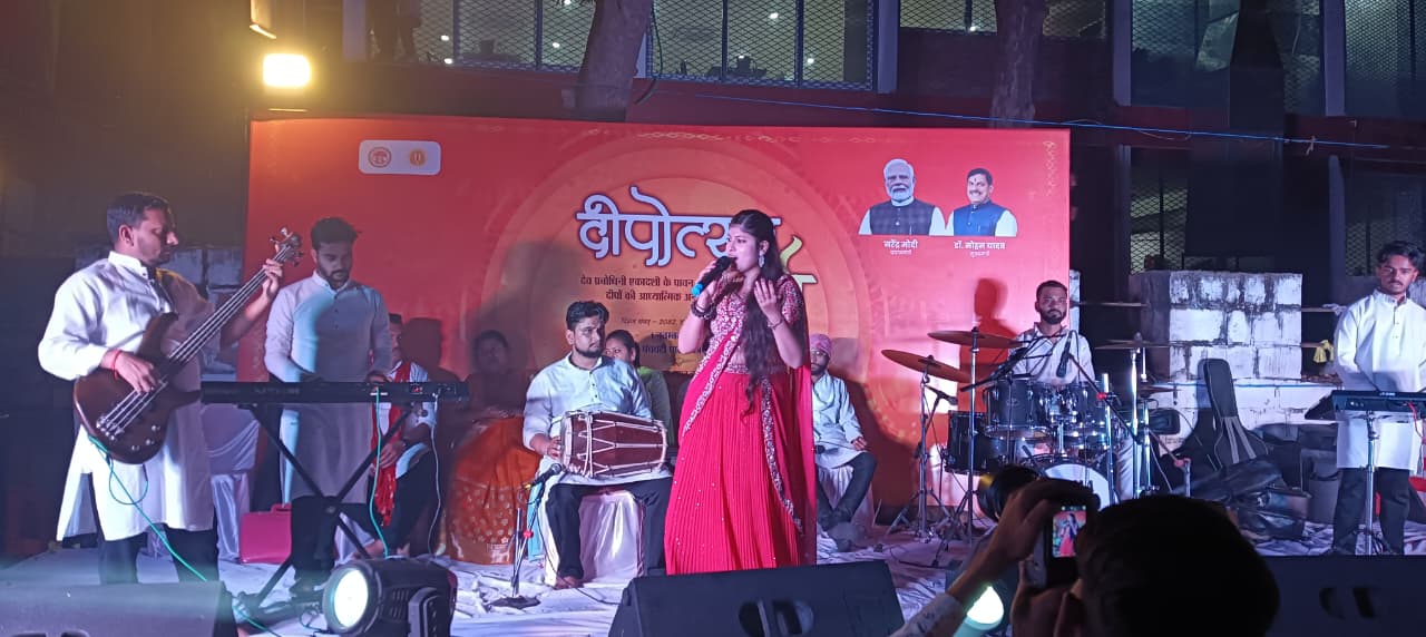 WhatsApp Image 2025-11-01 at 19.42.38