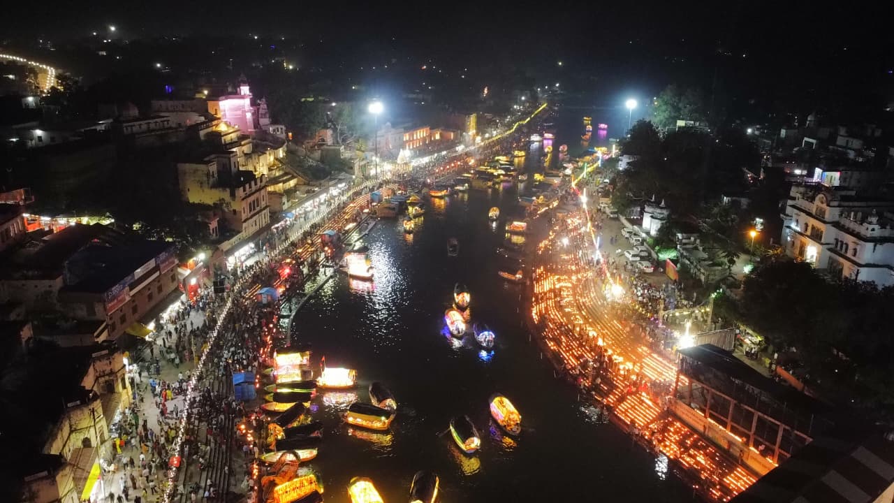 WhatsApp Image 2025-11-01 at 21.00.57