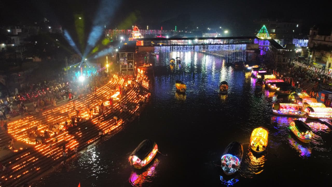 WhatsApp Image 2025-11-01 at 21.00.58 (1)