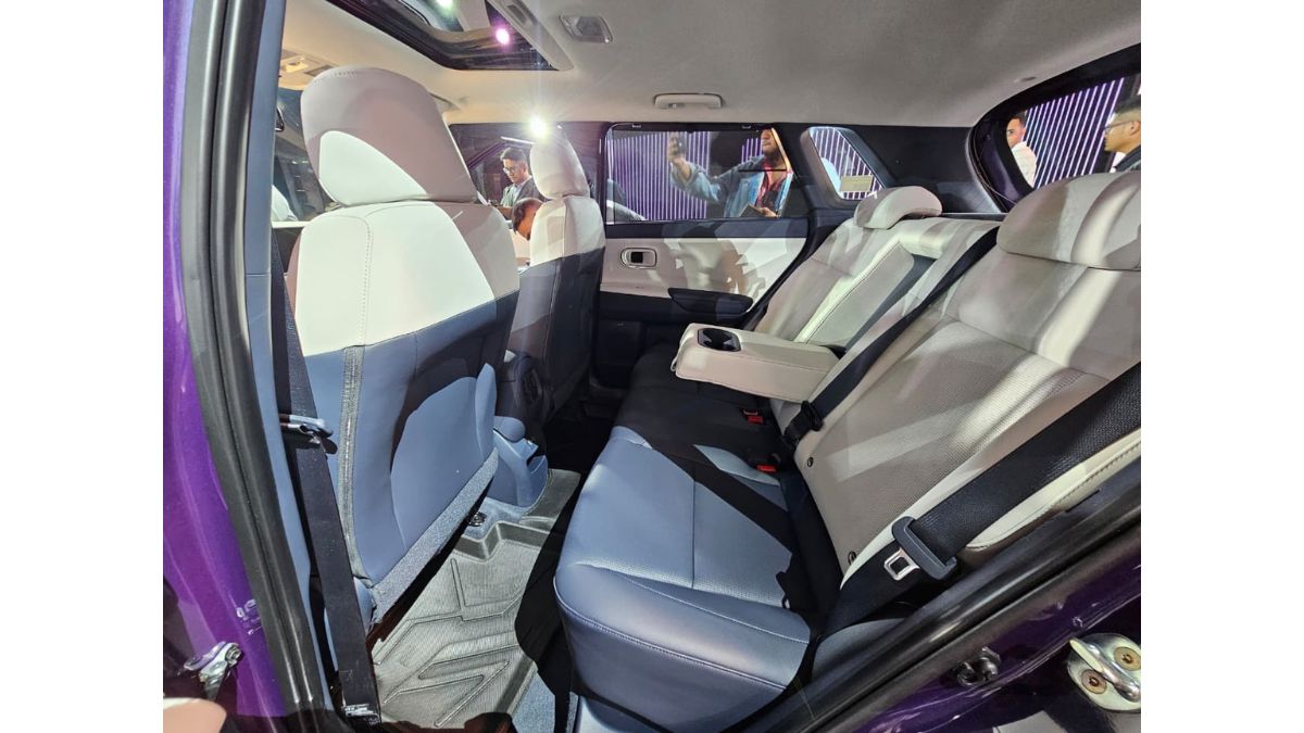 2025 Hyundai Venue (5)