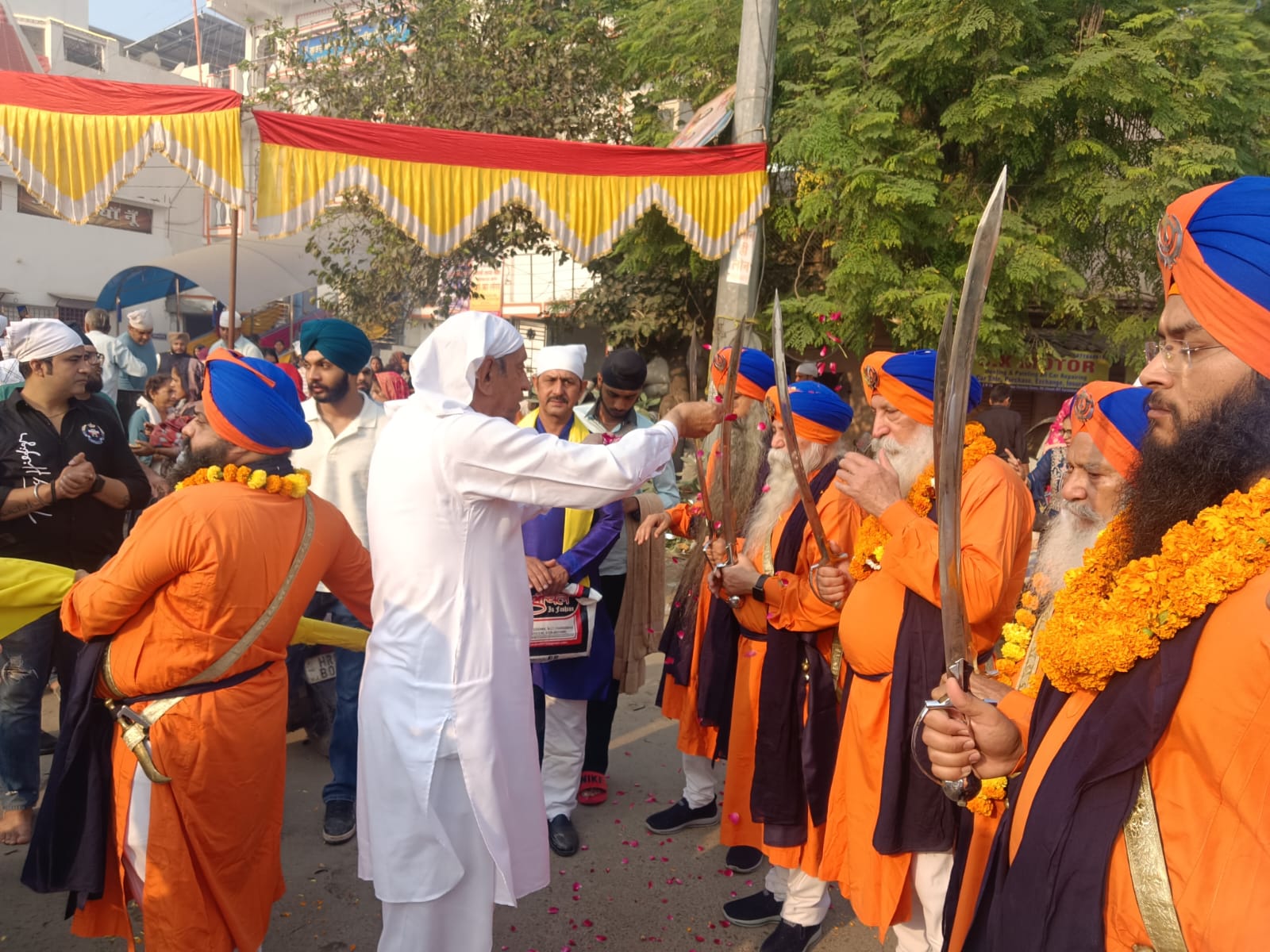 WhatsApp Image 2025-11-05 at 09.04.21