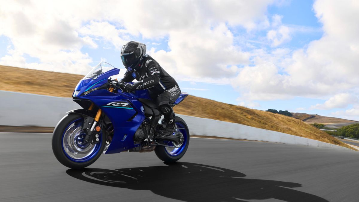 2026 Yamaha R7 (3)