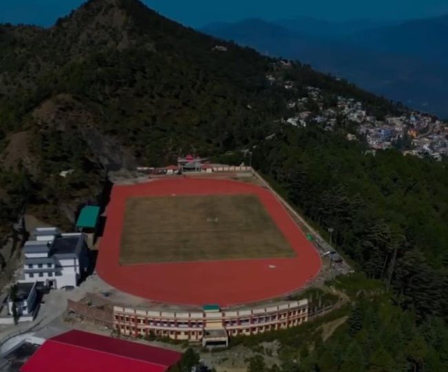 sports field Pauri