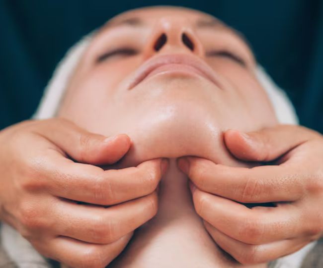 Lymphatic Drainage for Face