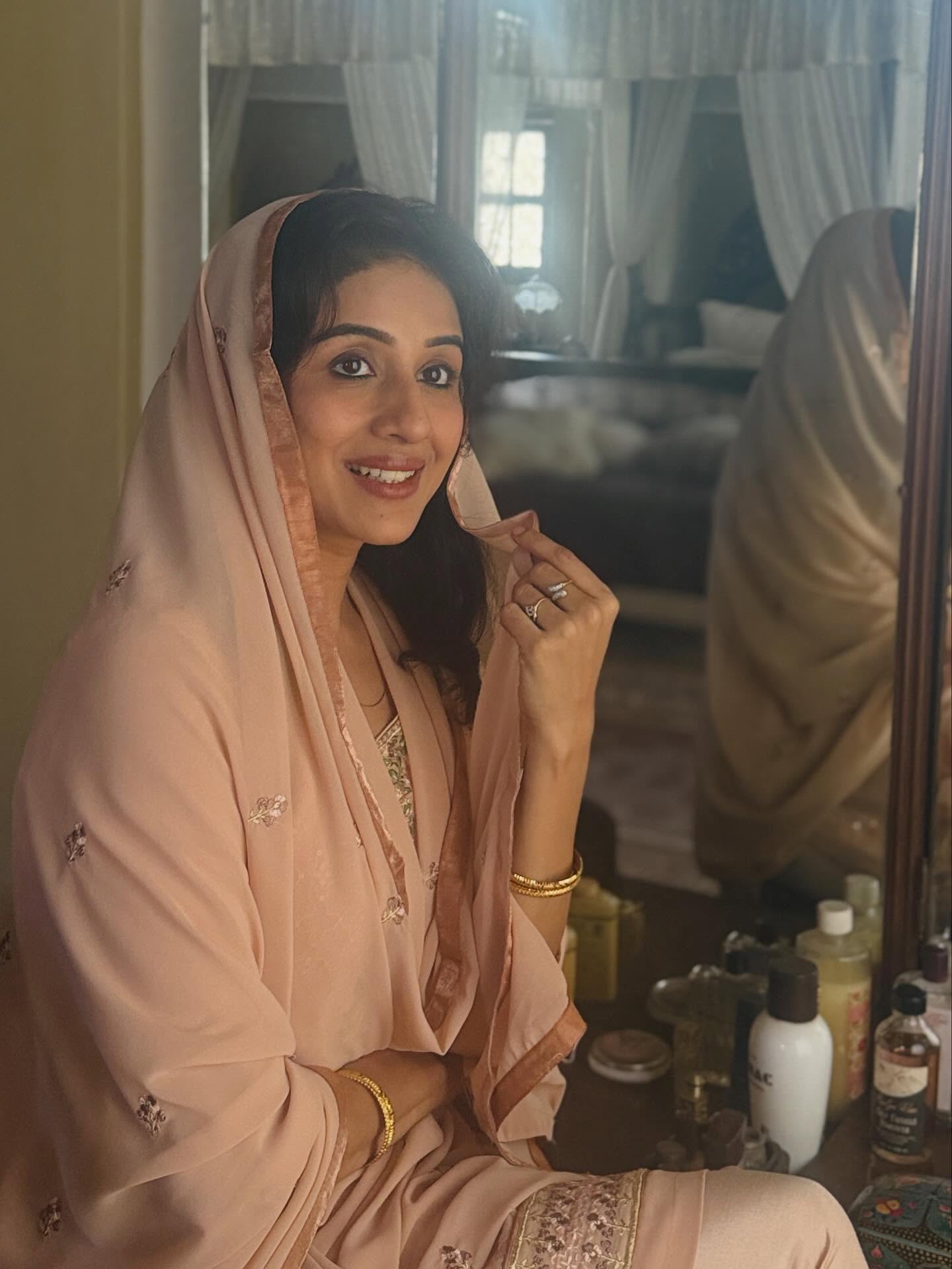 paridhiofficial_1761805941_3754622823688880759_2535539045