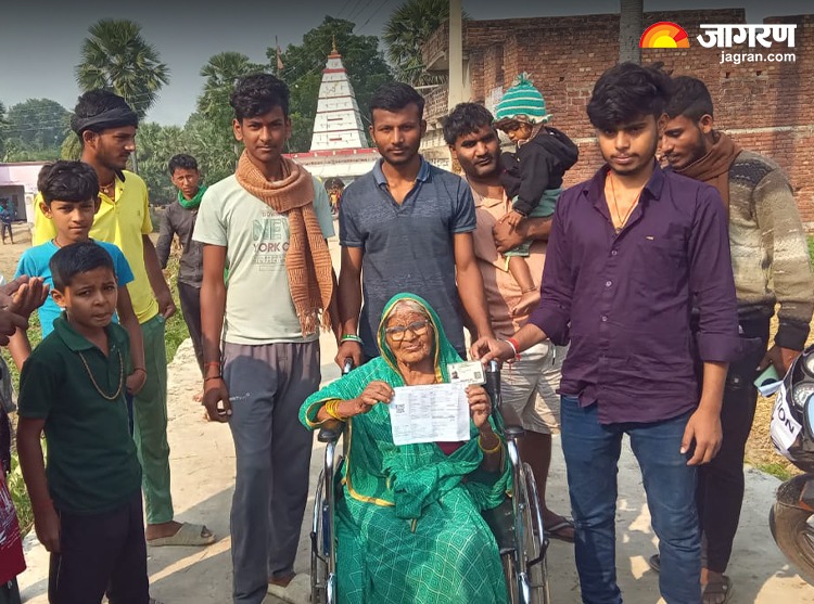 Bihar Vidhan sabha Voting image 12