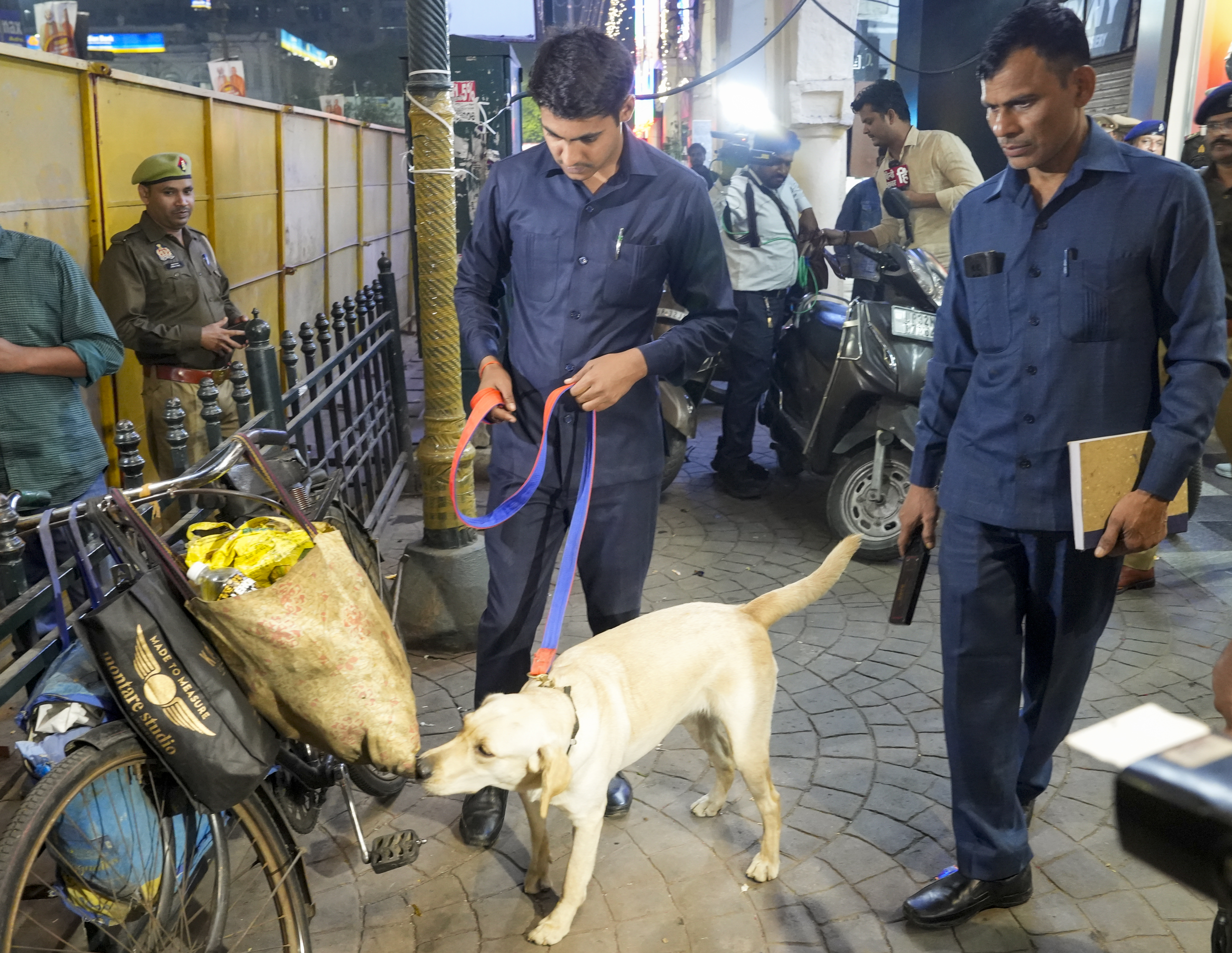 PTI11_10_2025_000432B_48189669