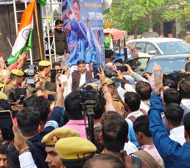 deepti s roadshow agra