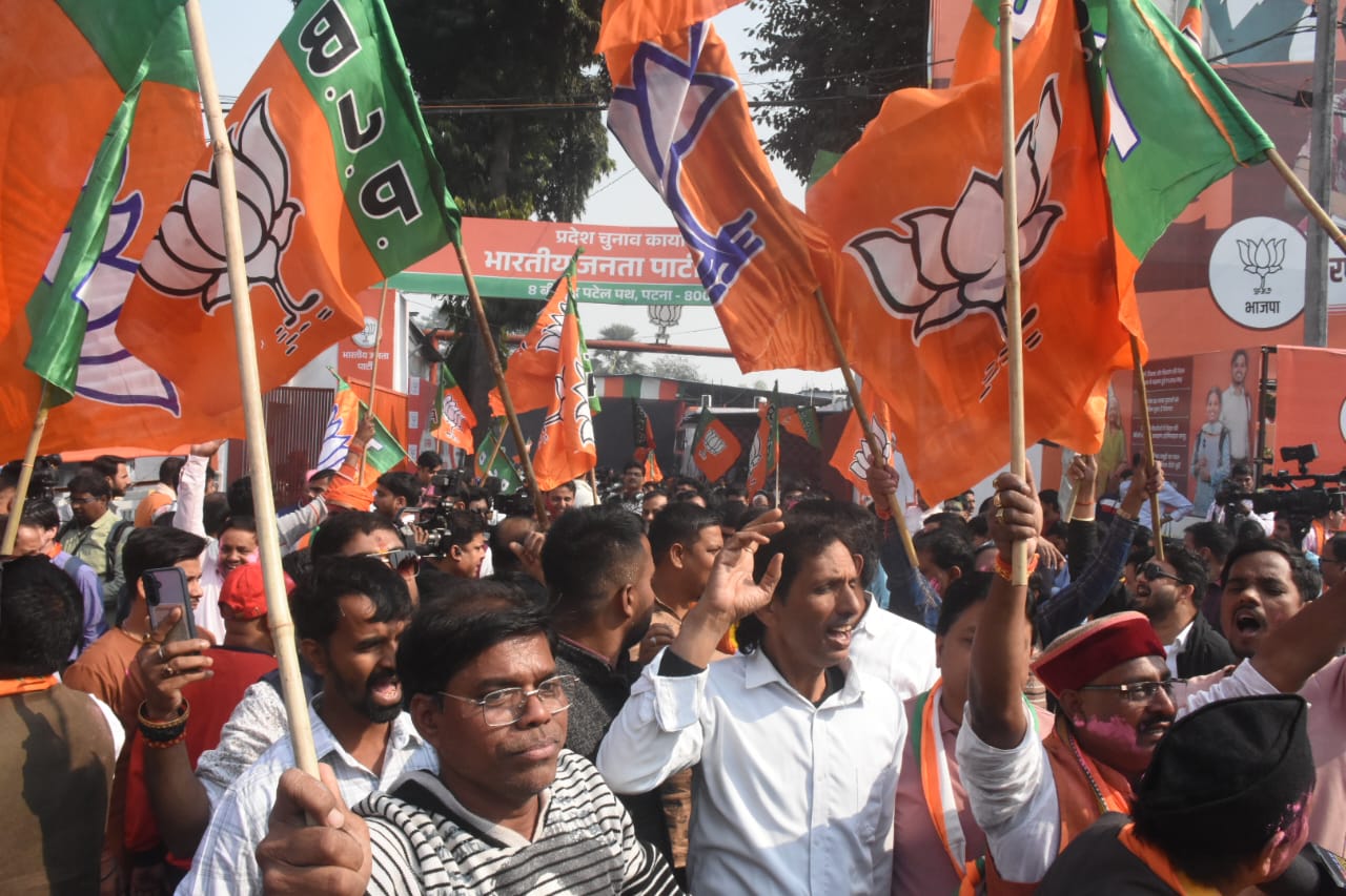 WhatsApp Image 2025-11-14 at 16.23.27