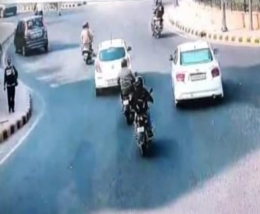 WhatsApp Image 2025-11-17 at 08.58.44