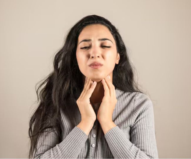 dry throat in morning