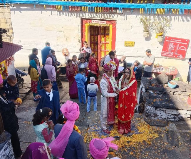 Triyuginarayan Temple 