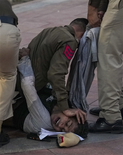 India gate protest 5