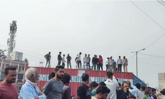 mandideep pradarshan 2154755