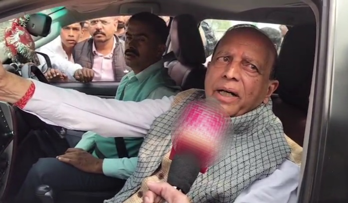 mandideep pradarshan 2154756