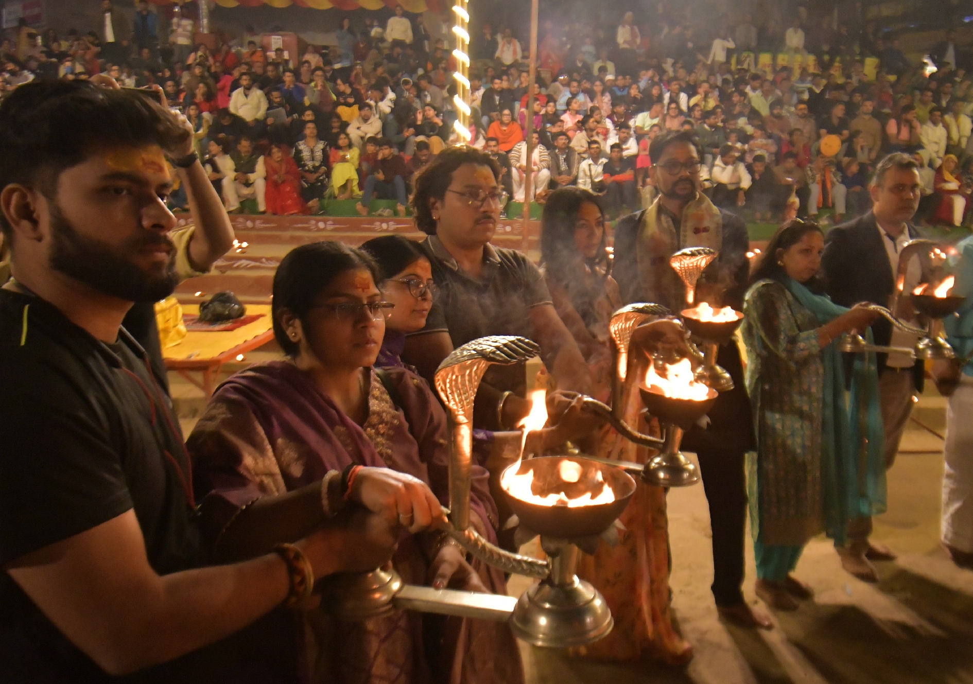 25vnc_82_25112025_516