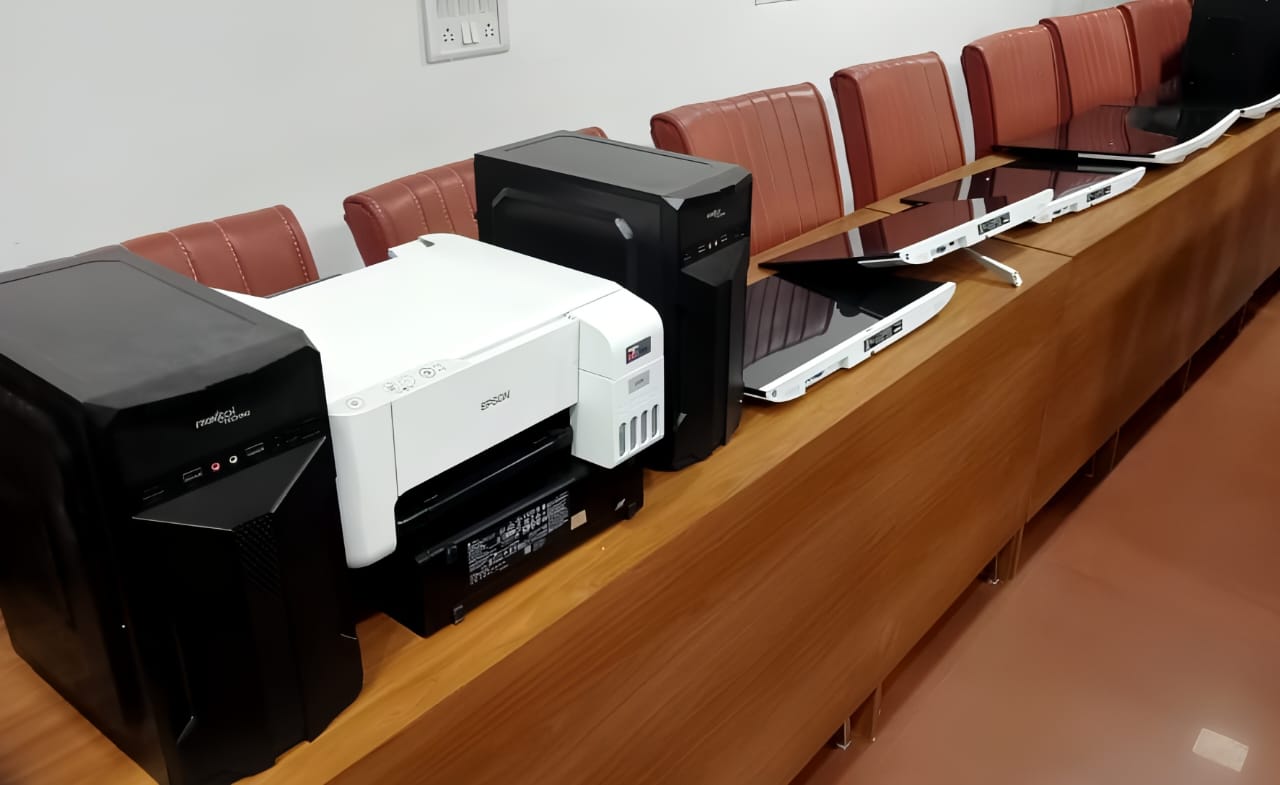 WhatsApp Image 2025-11-27 at 4.31.23 PM (1)