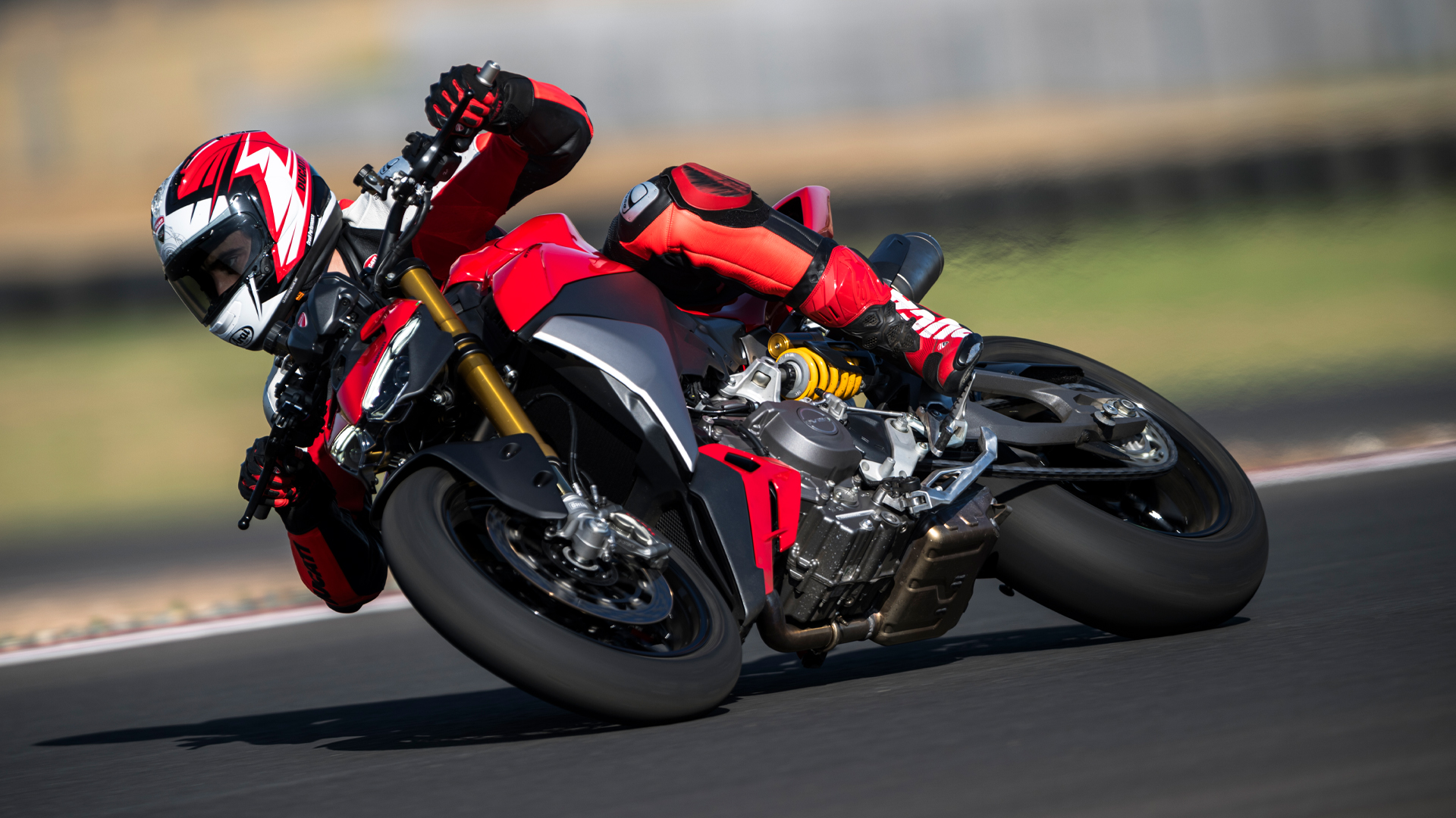 Ducati-Streetfighter-V2-V2S-overview-mosaic-gallery-1920x1080-04