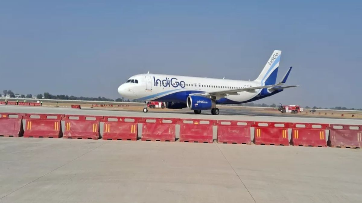 Noida Airport (1)