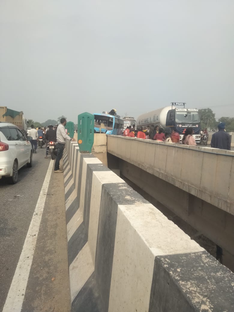 WhatsApp Image 2025-12-01 at 2.20.43 PM