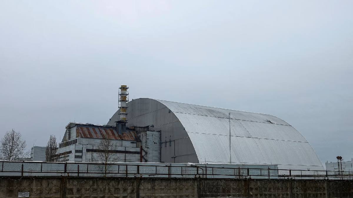 Chernobyl (1)