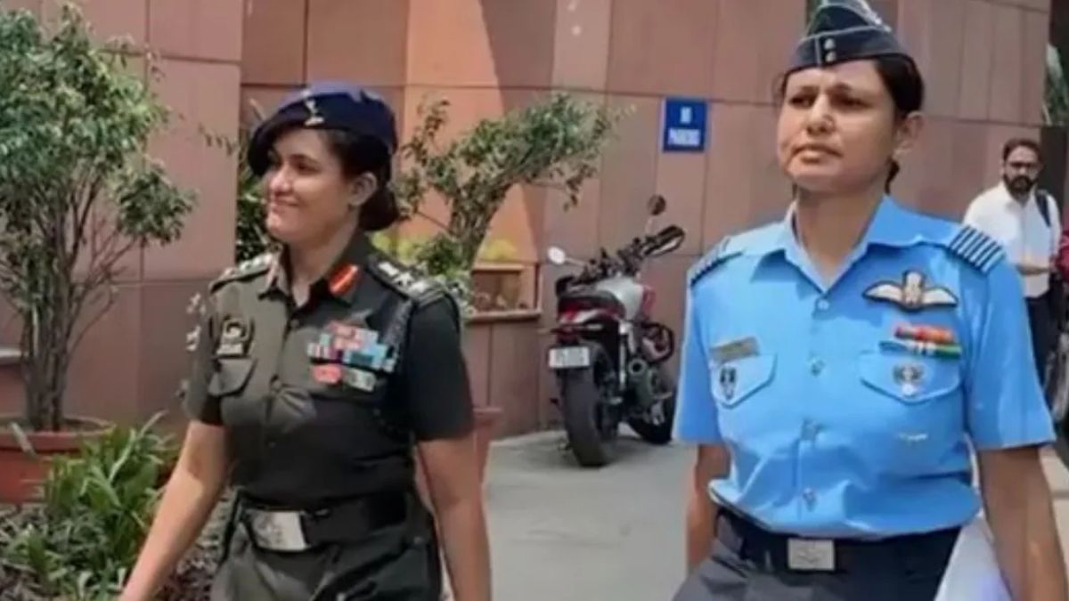 Sofia And Vyomika Singh