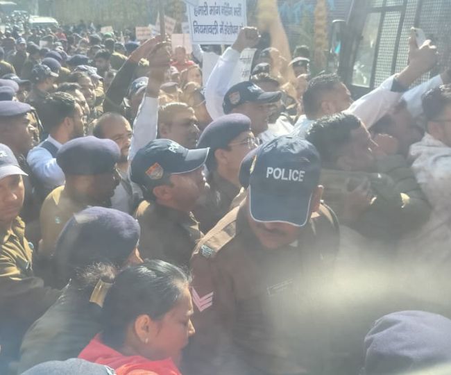 Protest in Doon