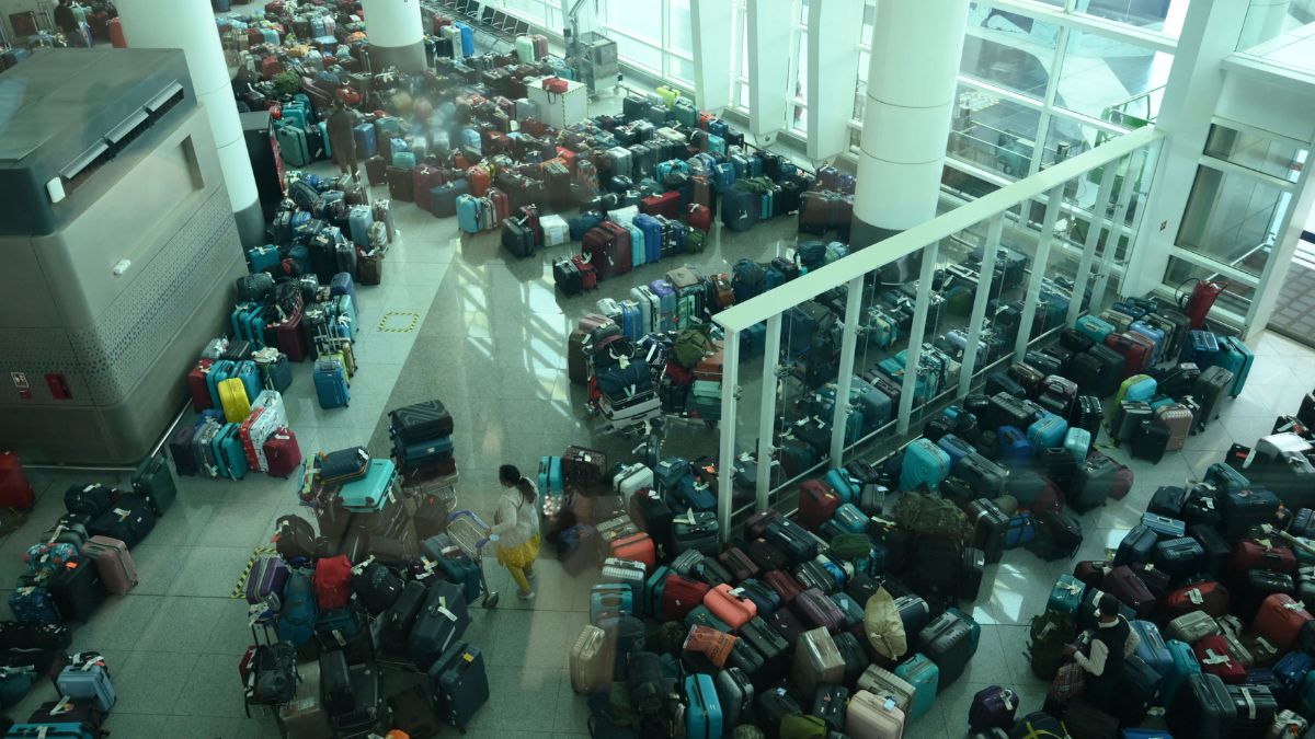 Delhi airport news (1)