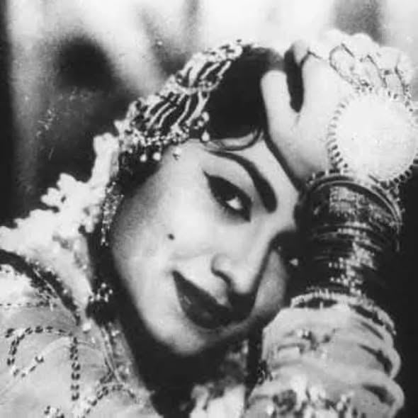 Minu Mumtaz 4