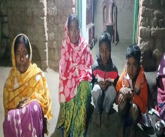 Tundi Labourer Family