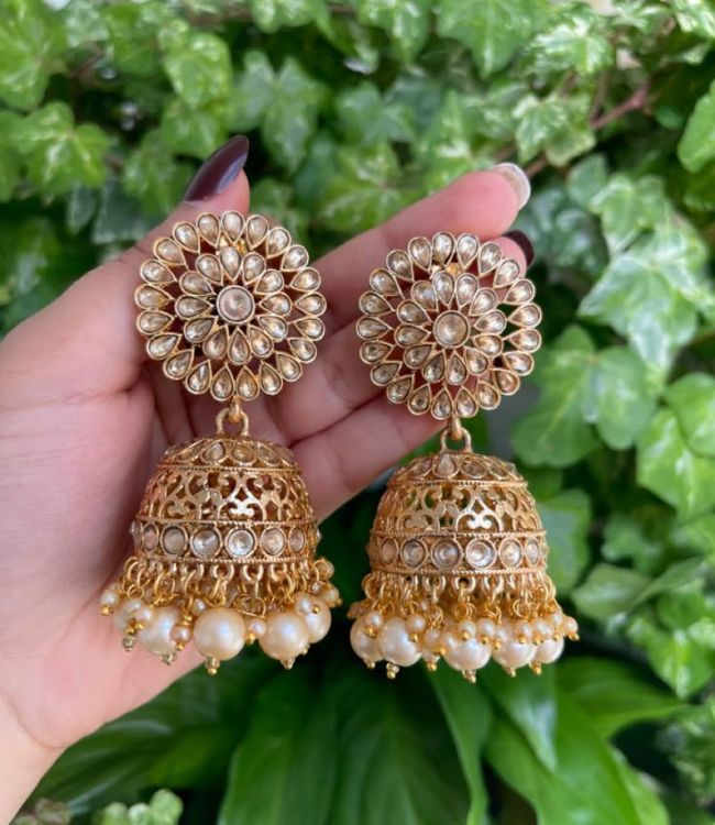 Jhumka