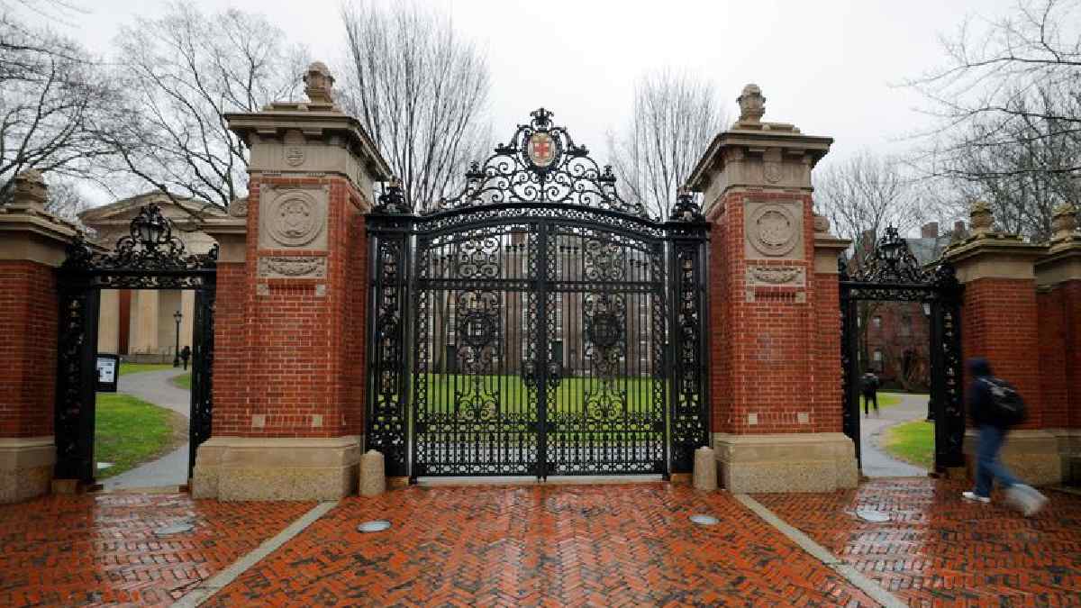US Brown University (1)
