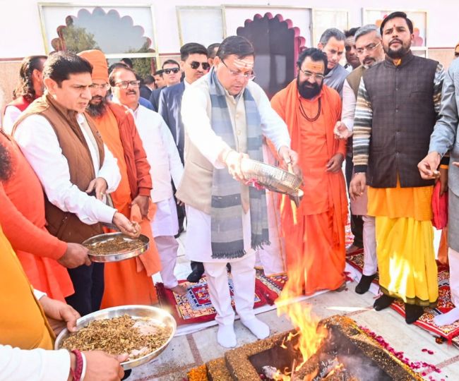 CM in Temple