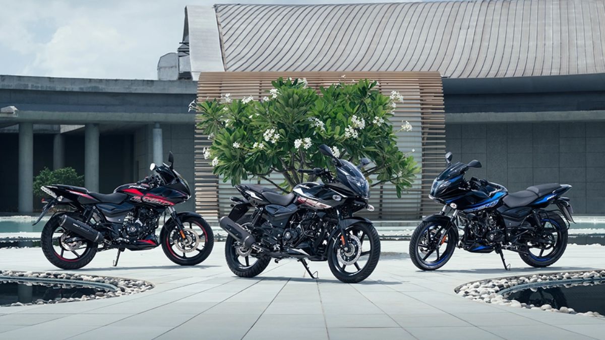 Bajaj Pulsar 220F (2)