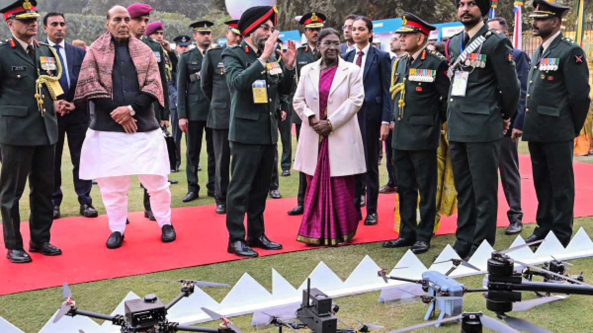 President Murmu and Rajnath Singh