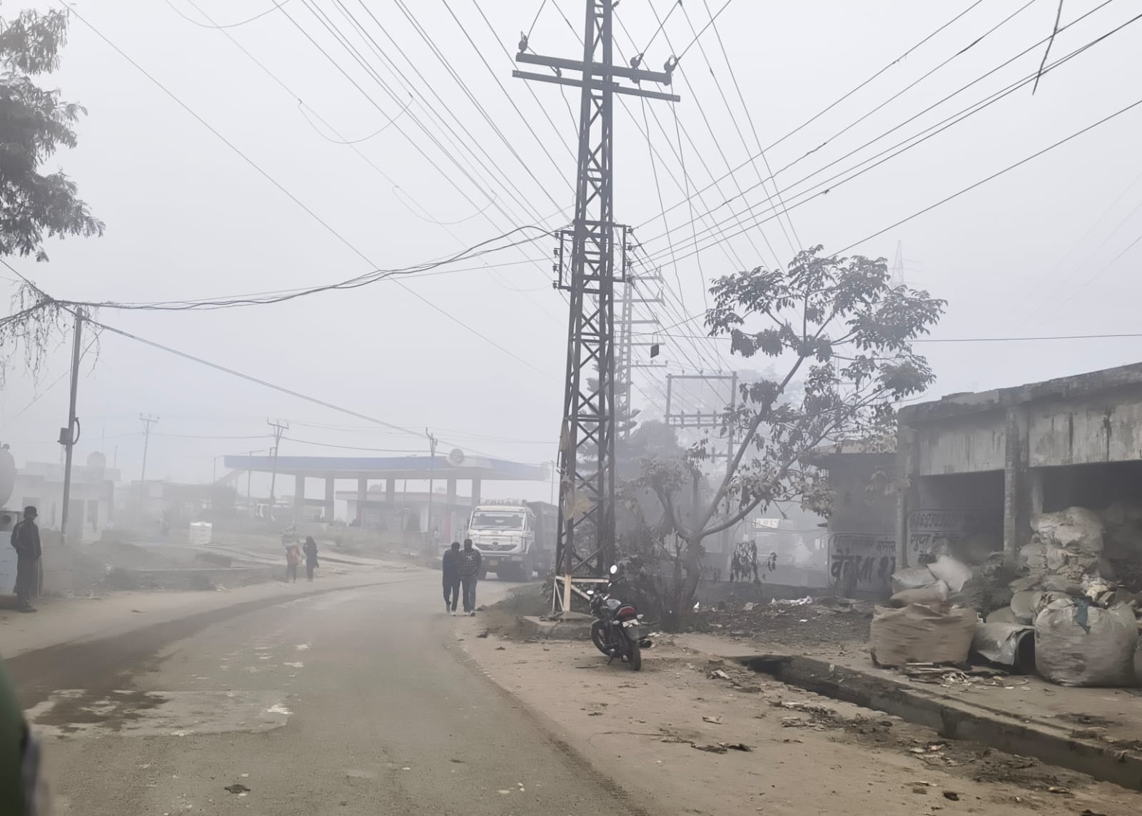 WhatsApp Image 2025-12-17 at 3.04.22 PM (1)