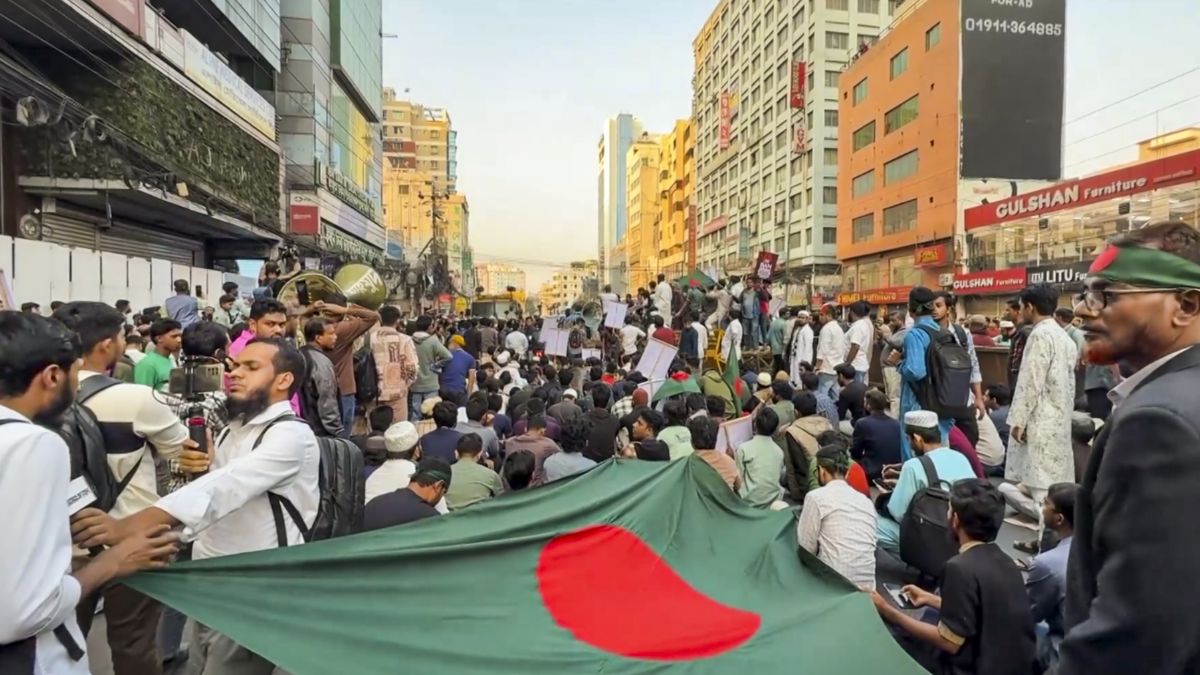 Bangladesh hadi Protests (2)