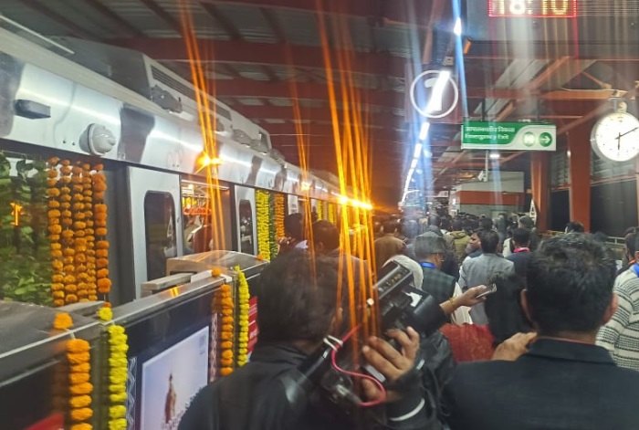 BPL metro AIIMS station 21564