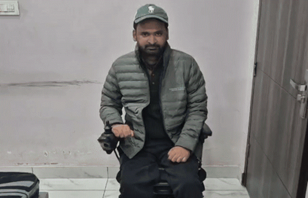 ezgifcom-resize-2025-12-20t1851478841766236893_1766240768